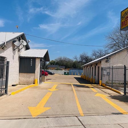 Sunrise Motel San Antonio Bagian luar foto